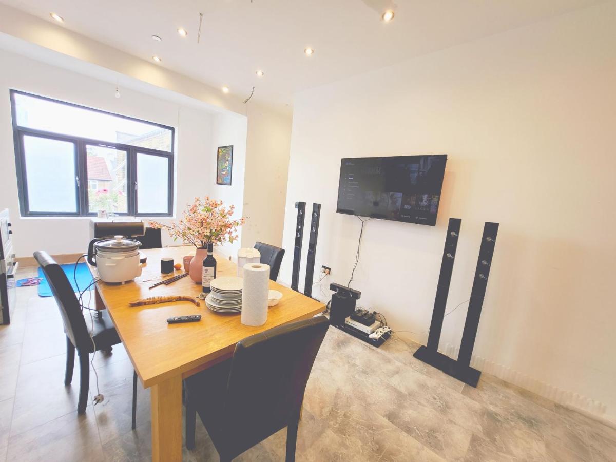 فندق لندنفي  Urban Escape Ealing المظهر الخارجي الصورة